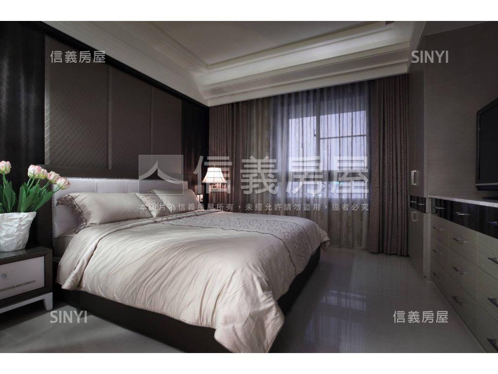 八期海悅朝南合併戶三平車房屋室內格局與周邊環境