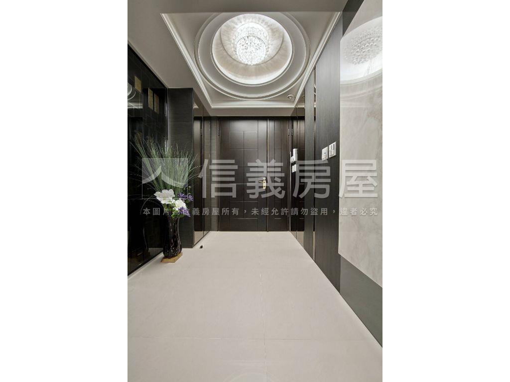 八期海悅朝南合併戶三平車房屋室內格局與周邊環境