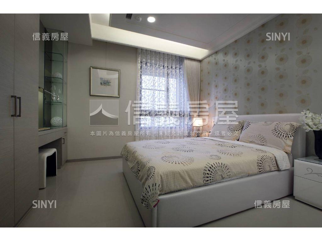 八期海悅朝南合併戶三平車房屋室內格局與周邊環境