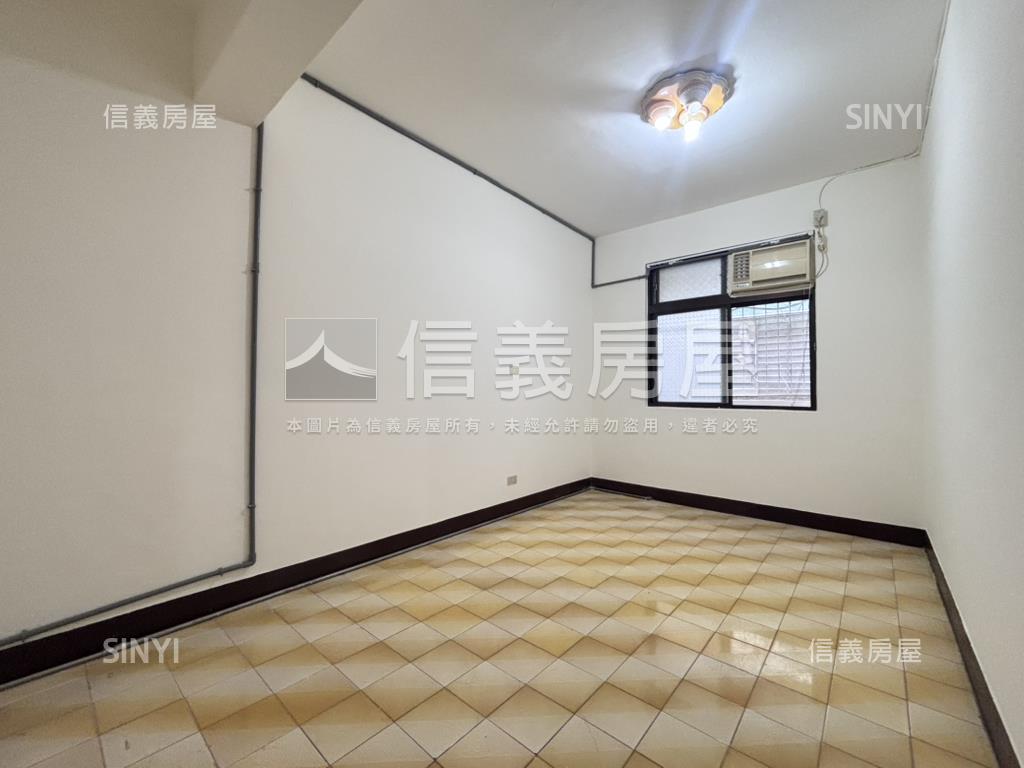 近捷運機能成功靜巷三房房屋室內格局與周邊環境