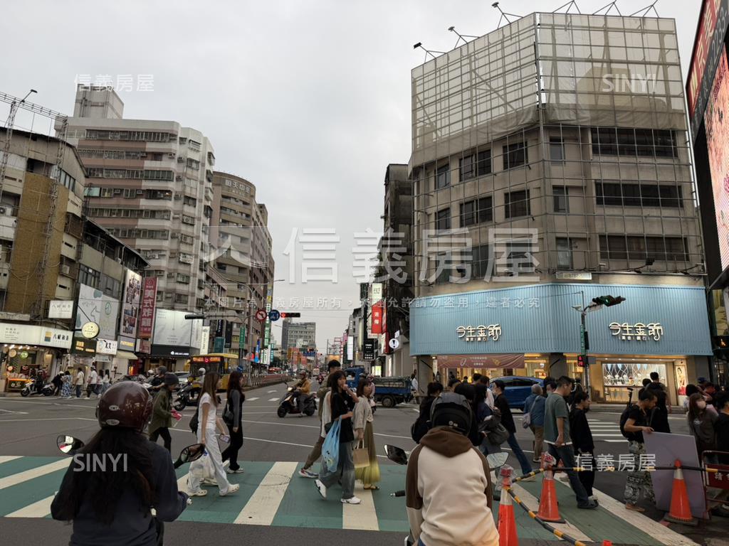 正一中商圈大面寬金雞母房屋室內格局與周邊環境