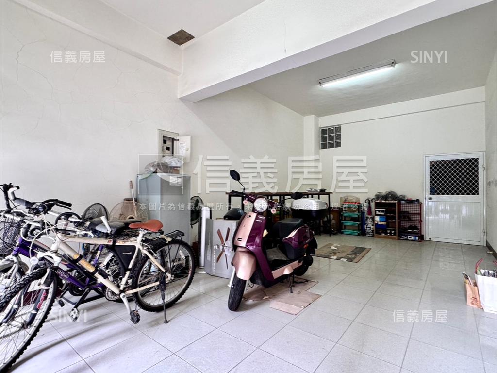 近巨蛋黃金地段活巷透店房屋室內格局與周邊環境
