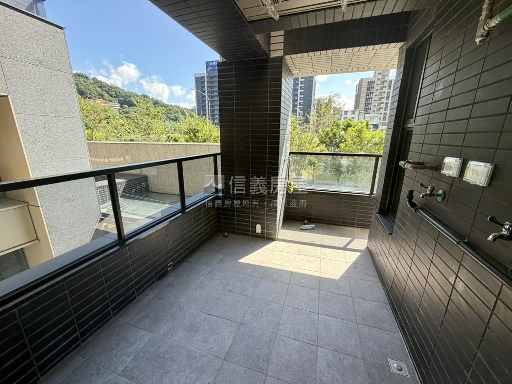 德友植仁露臺戶房屋室內格局與周邊環境