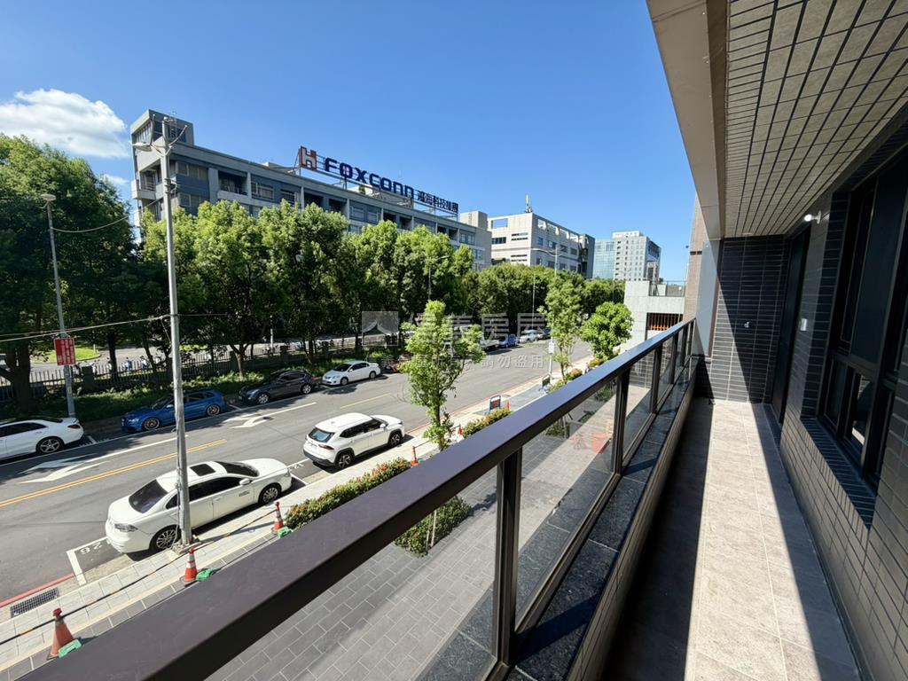 德友植仁露臺戶房屋室內格局與周邊環境