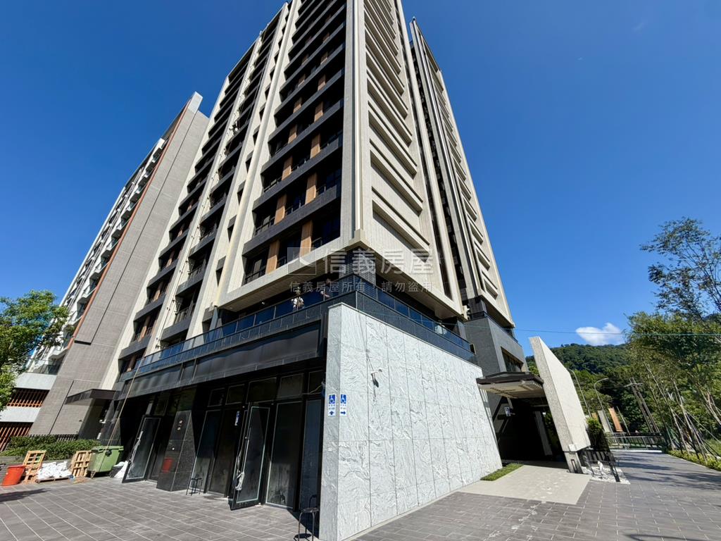 德友植仁露臺戶房屋室內格局與周邊環境