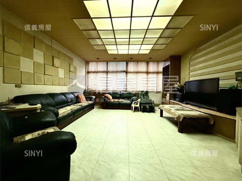 員山邊間金透天房屋室內格局與周邊環境