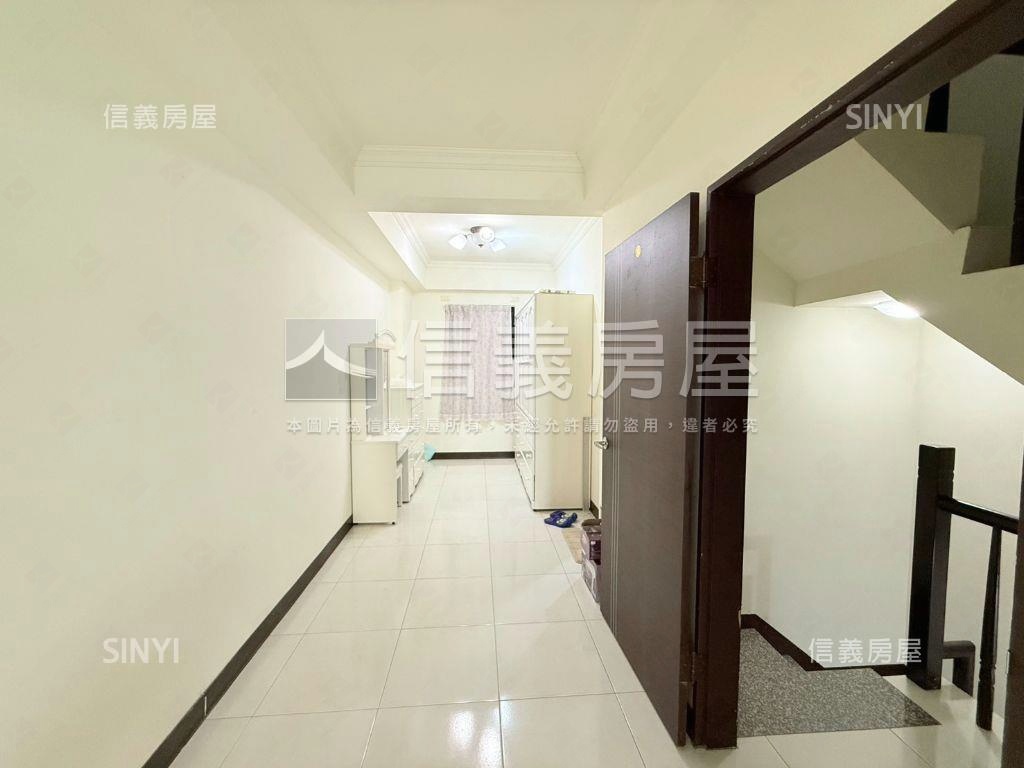 桃園近高鐵漂亮別墅房屋室內格局與周邊環境