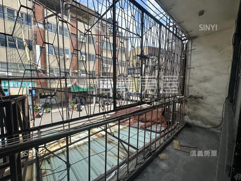 【專任】正大連路透天店面房屋室內格局與周邊環境