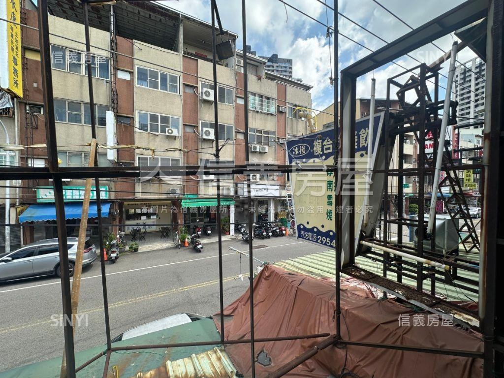 【專任】正大連路透天店面房屋室內格局與周邊環境