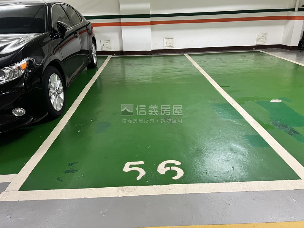 公園旁三面採光大三房平車房屋室內格局與周邊環境
