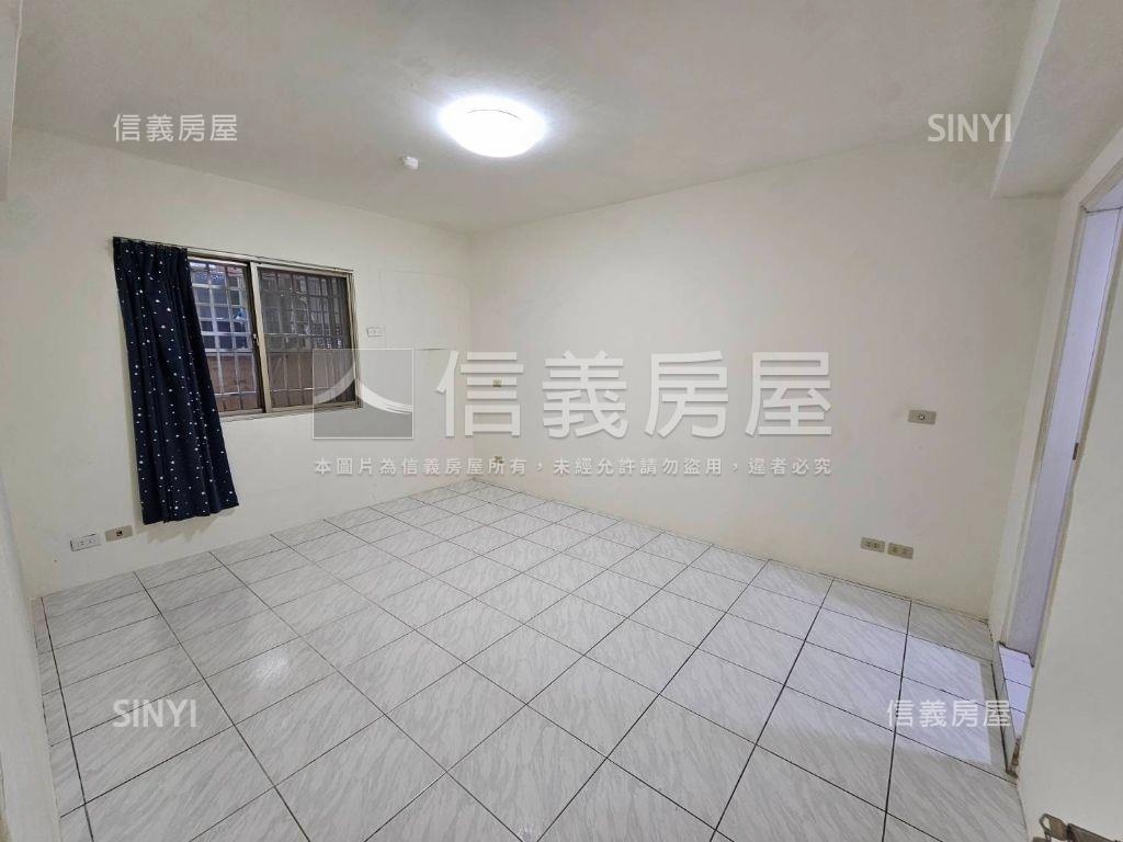 近大華國中大３房車位美屋房屋室內格局與周邊環境