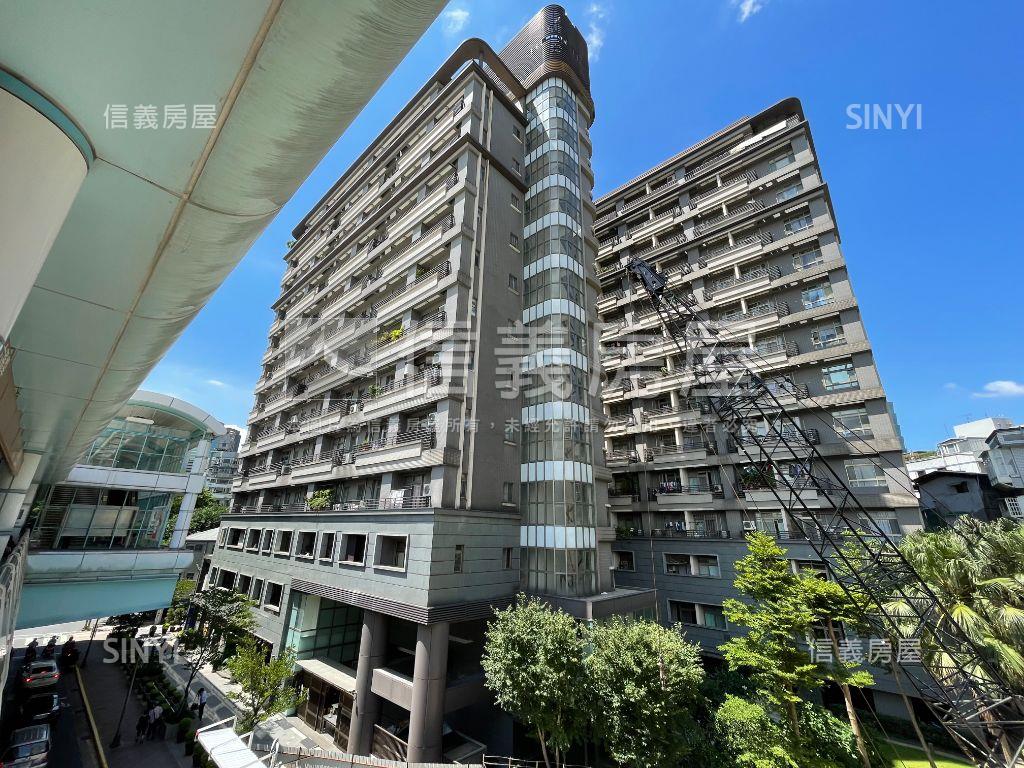 近捷運信義邊間美妝大空間房屋室內格局與周邊環境