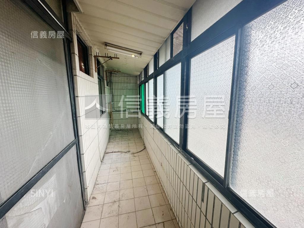 海山捷運公寓頂加房屋室內格局與周邊環境