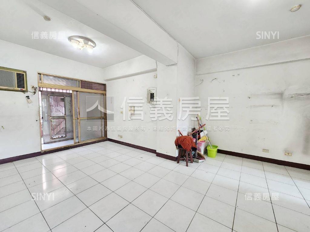 稀有邊間捷運一樓房屋室內格局與周邊環境