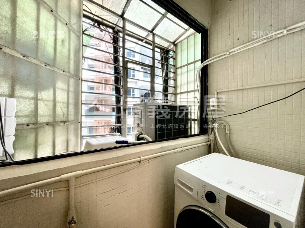 中山國小電梯套房房屋室內格局與周邊環境