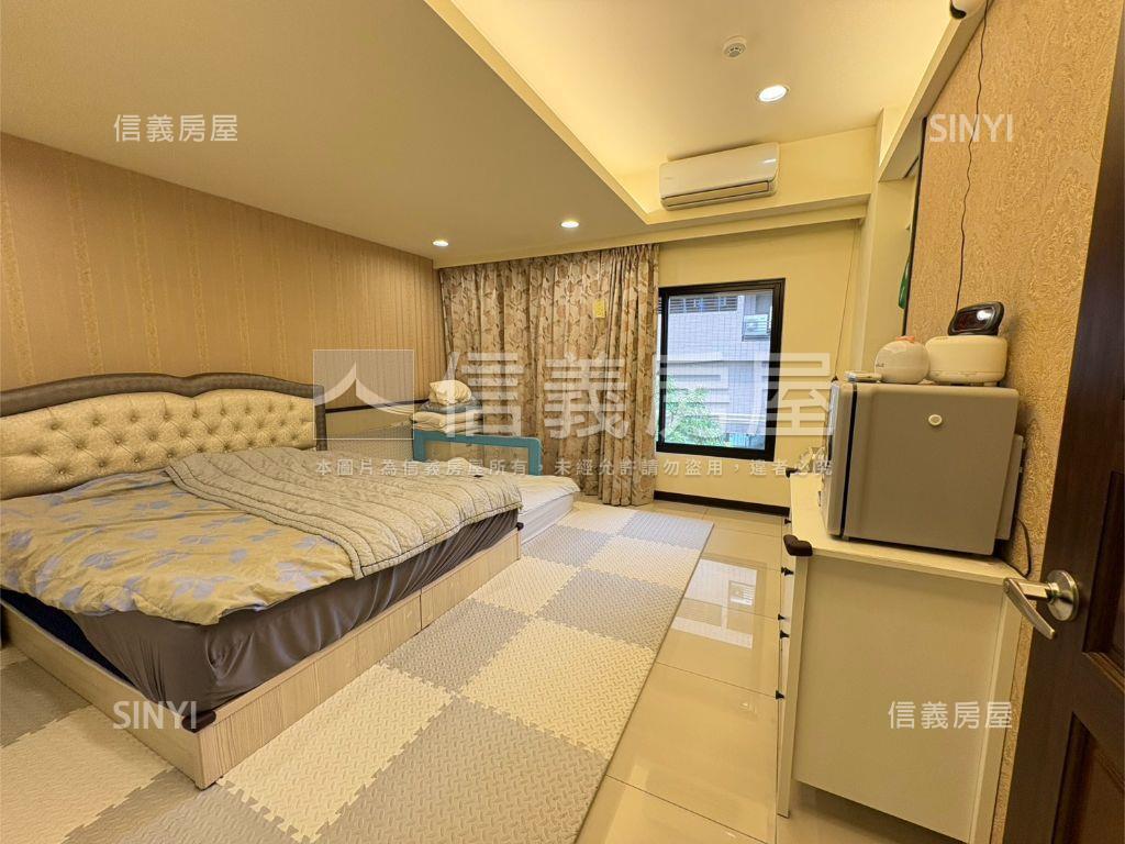 大露台樓中樓４房雙車位房屋室內格局與周邊環境