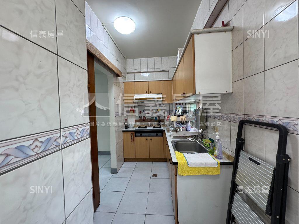 近八德國小透天房屋室內格局與周邊環境