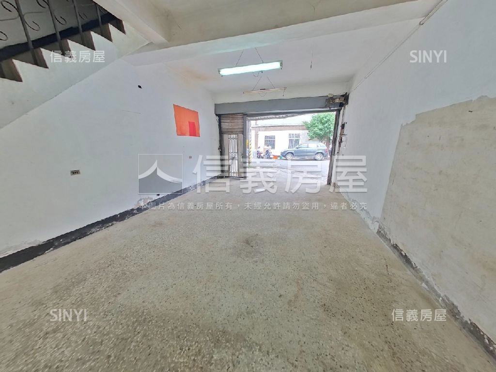 春日路旁三角窗金透店房屋室內格局與周邊環境