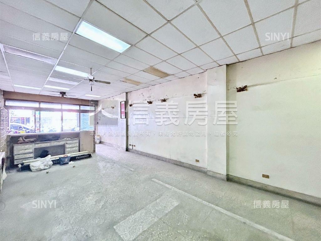正崇德路大地坪透店讚讚房屋室內格局與周邊環境