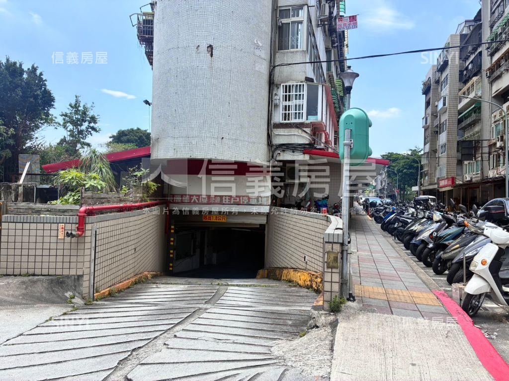 敦北景觀樹蔭美妝三房車位房屋室內格局與周邊環境