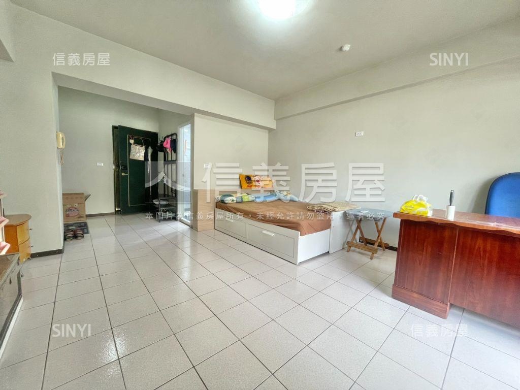 假日半島精美大套房房屋室內格局與周邊環境