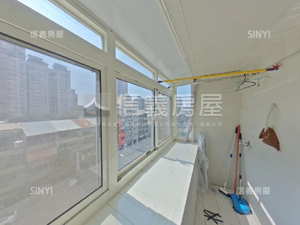 假日半島精美大套房房屋室內格局與周邊環境