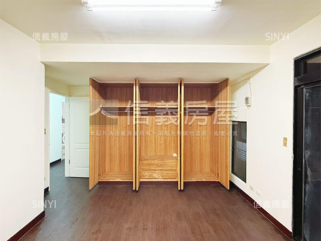康和御花園大四房誠意出售房屋室內格局與周邊環境