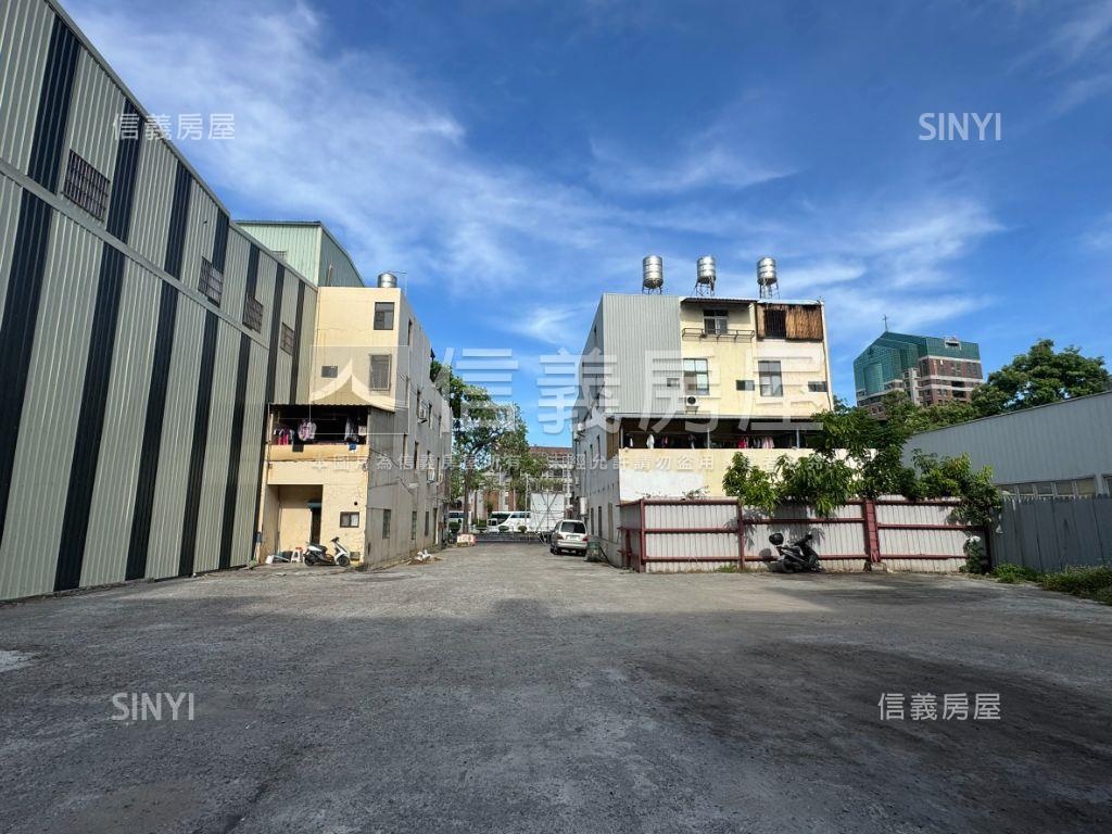 市中心文藻旁乙工正路廠房房屋室內格局與周邊環境