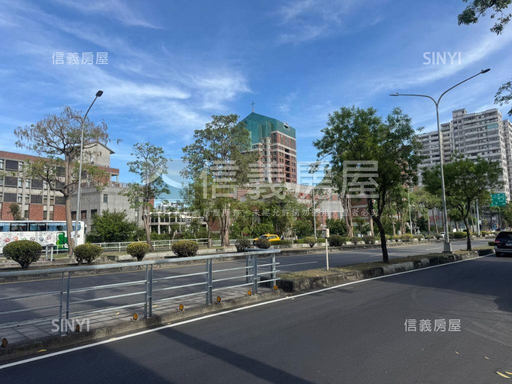 市中心文藻旁乙工正路廠房房屋室內格局與周邊環境