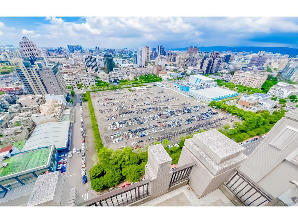帥低於行情順天敦凰質感戶房屋室內格局與周邊環境