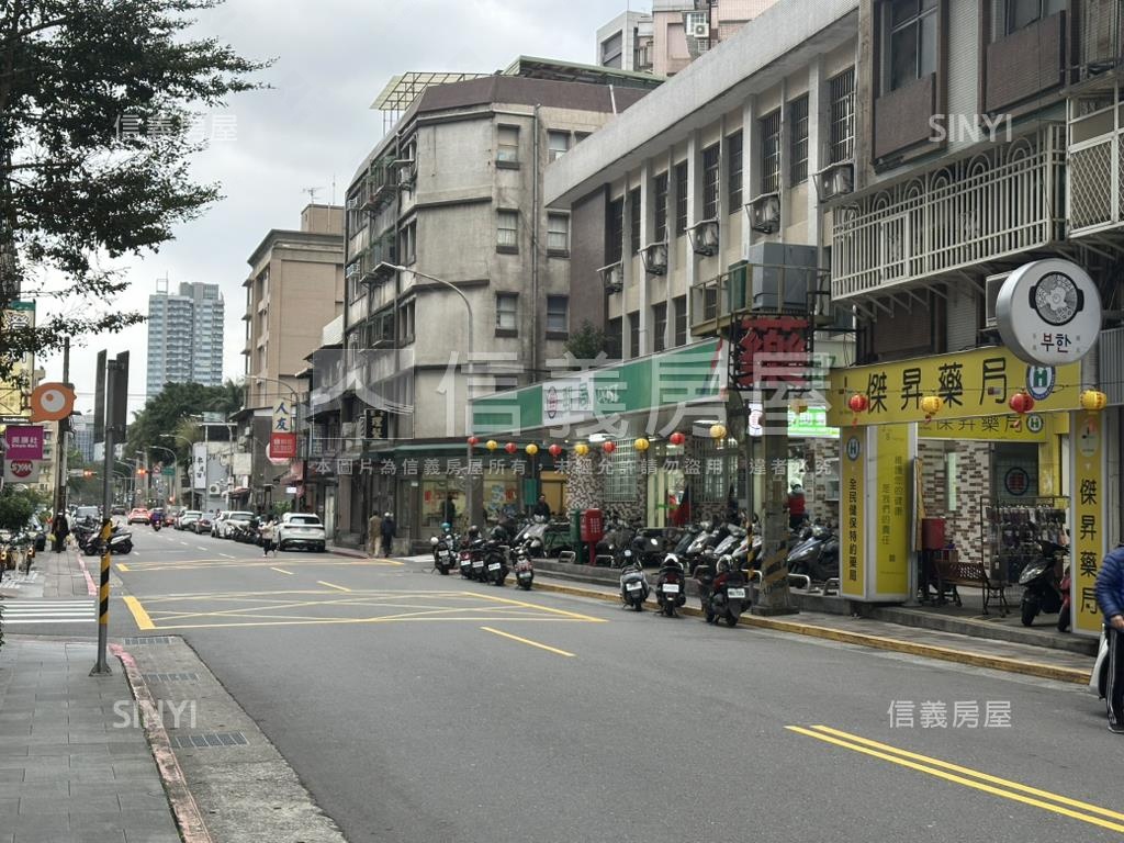 碧湖旁好旺金店面房屋室內格局與周邊環境