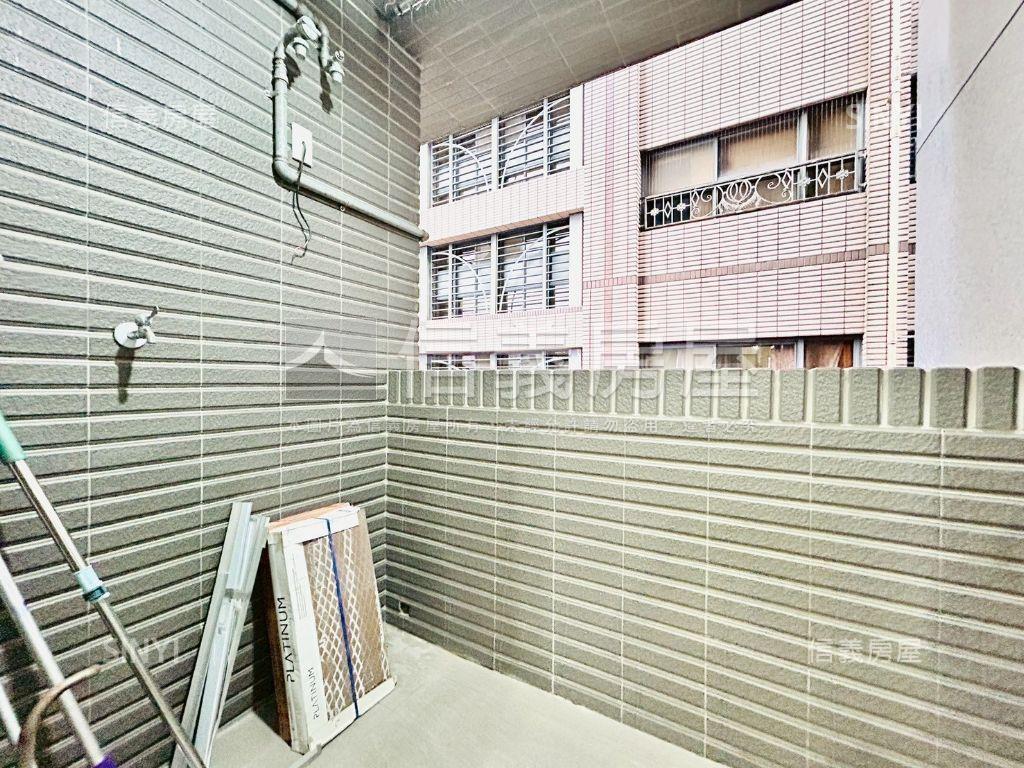 南京復興靜巷三房車位房屋室內格局與周邊環境
