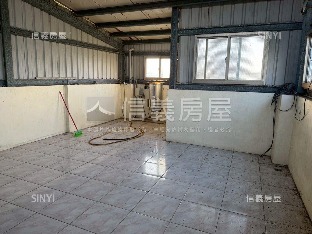 民雄菁埔邊間庭院透天房屋室內格局與周邊環境