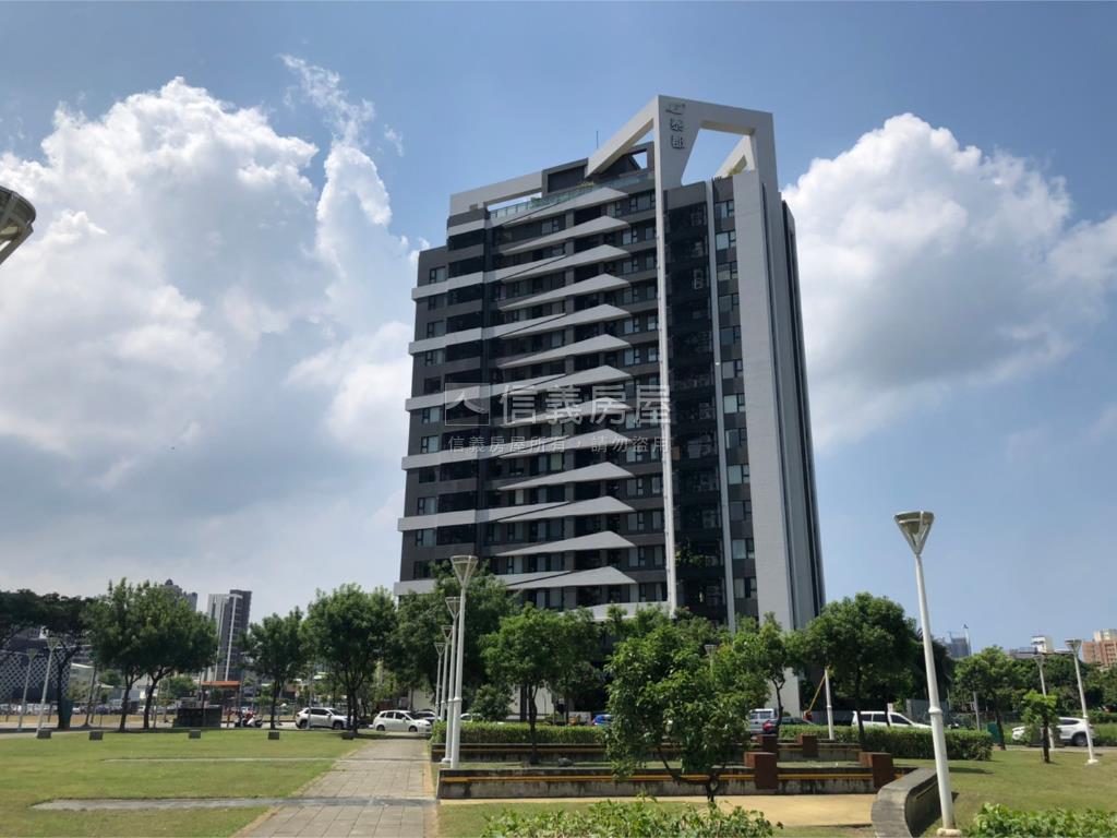 綠森活淡雅兩房兩衛浴車位房屋室內格局與周邊環境