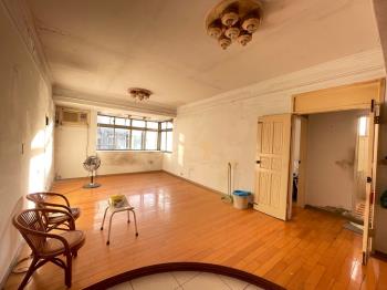 康樂大空間近樂活停車場