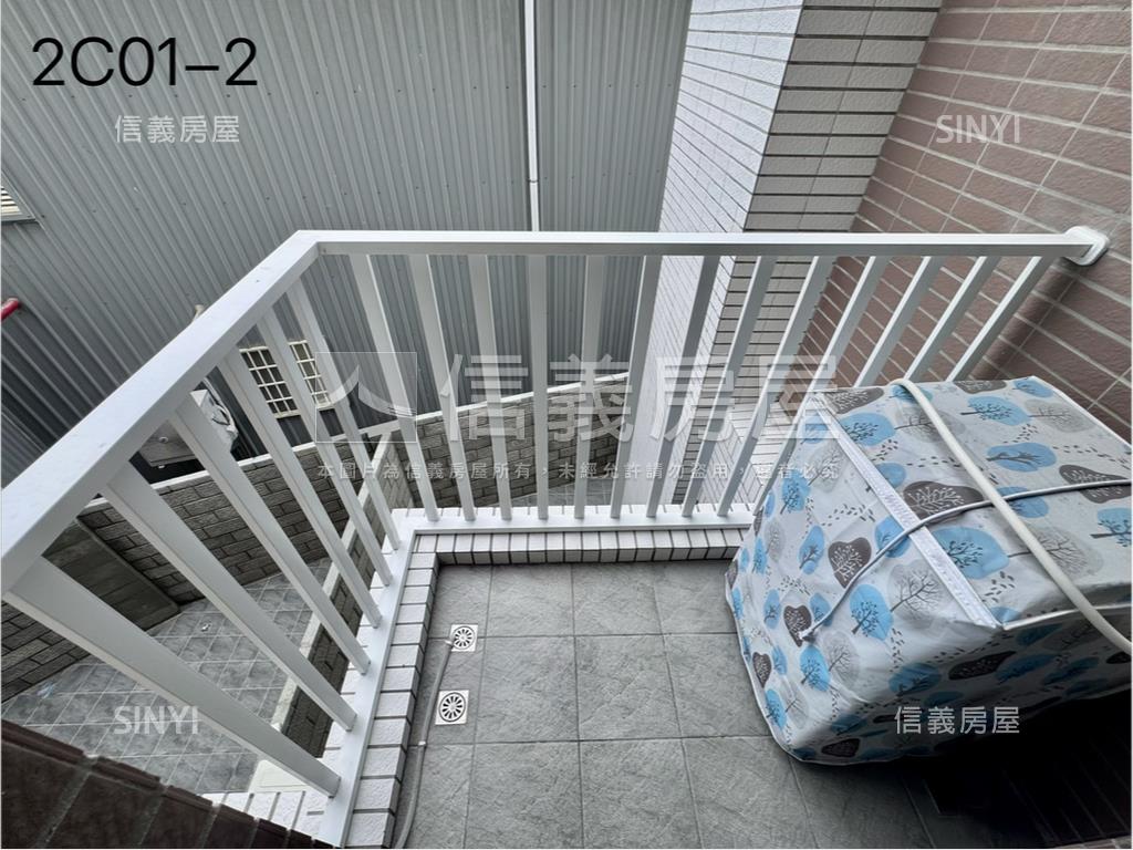 近中科園區三房三衛全新宅房屋室內格局與周邊環境