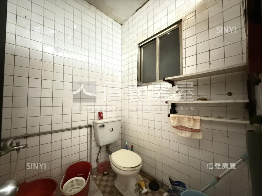 仁愛鬧市金透店房屋室內格局與周邊環境