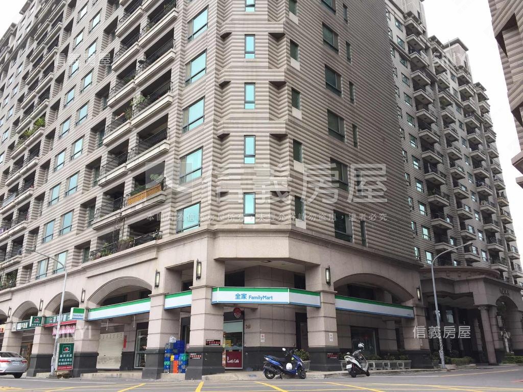 民權經典＊面公園四房車位房屋室內格局與周邊環境