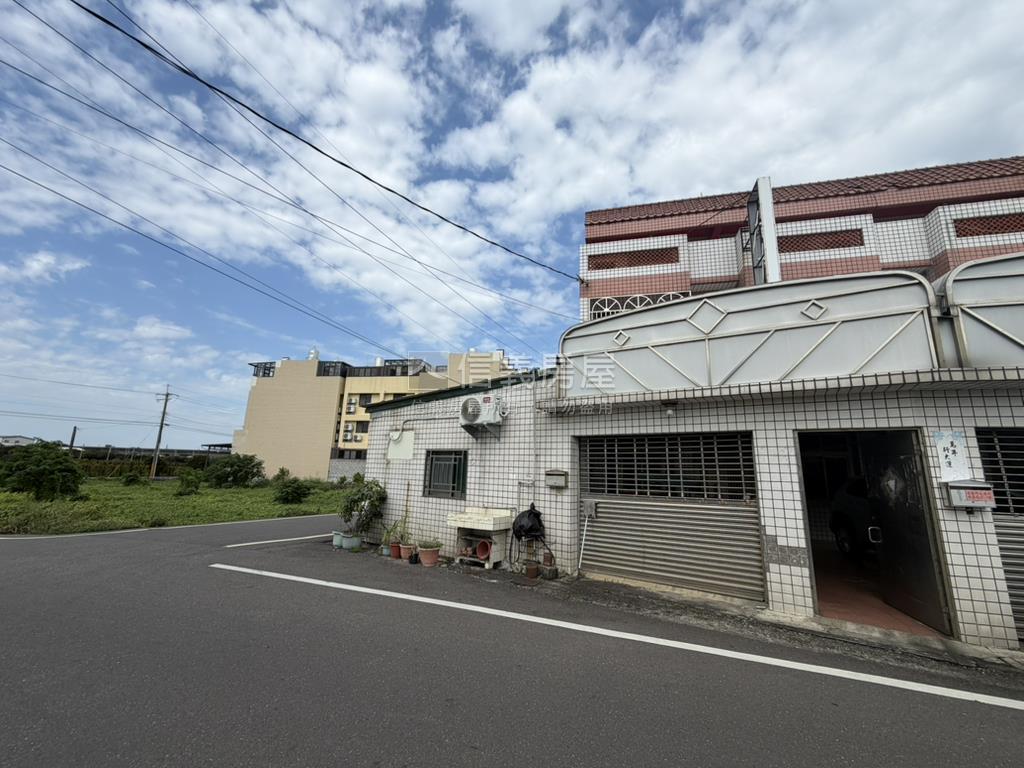 低總價角間獨棟有車庫透天房屋室內格局與周邊環境