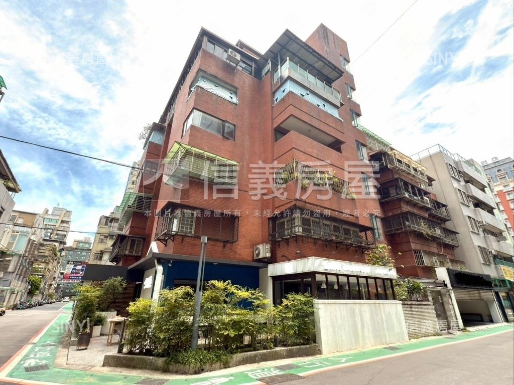 陽明海運捷運二樓房屋室內格局與周邊環境