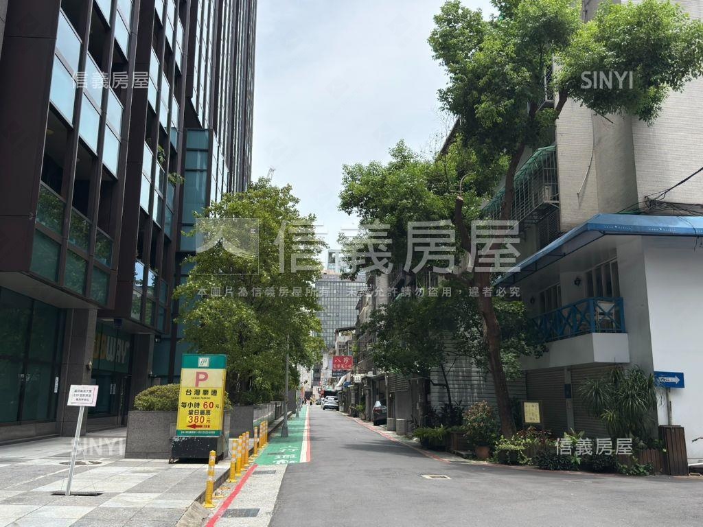 陽明海運捷運二樓房屋室內格局與周邊環境