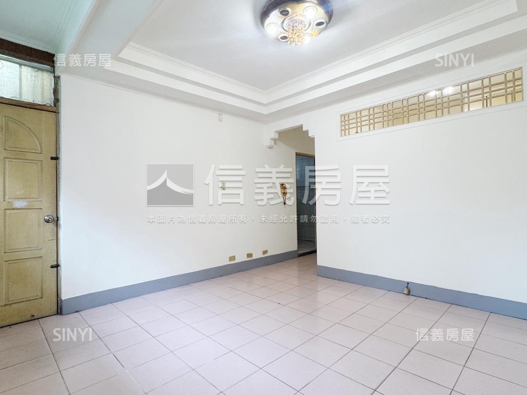 邊間公寓三樓房屋室內格局與周邊環境