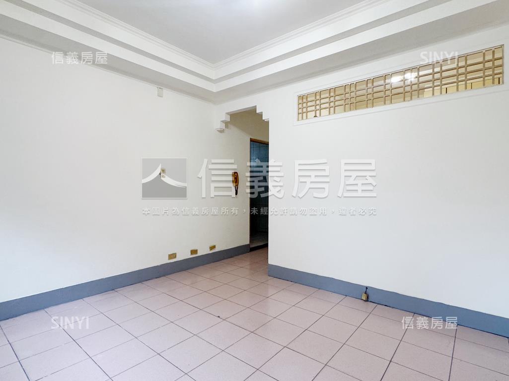 邊間公寓三樓房屋室內格局與周邊環境