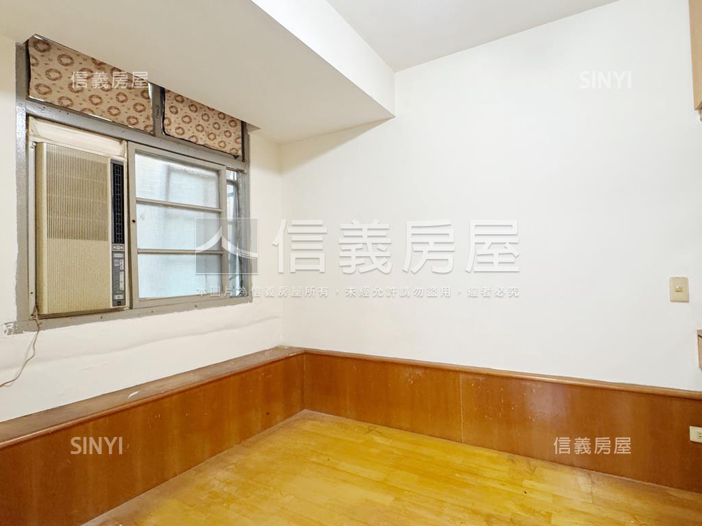 邊間公寓三樓房屋室內格局與周邊環境
