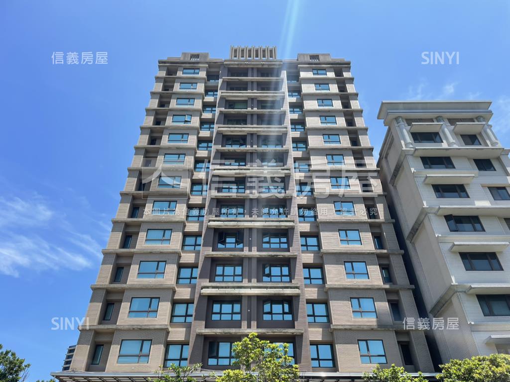 新北高中旁四房平面車位房屋室內格局與周邊環境