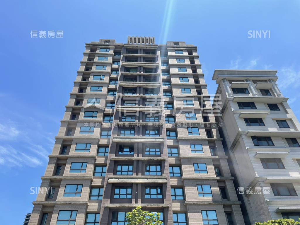 新北高中旁四房平面車位房屋室內格局與周邊環境