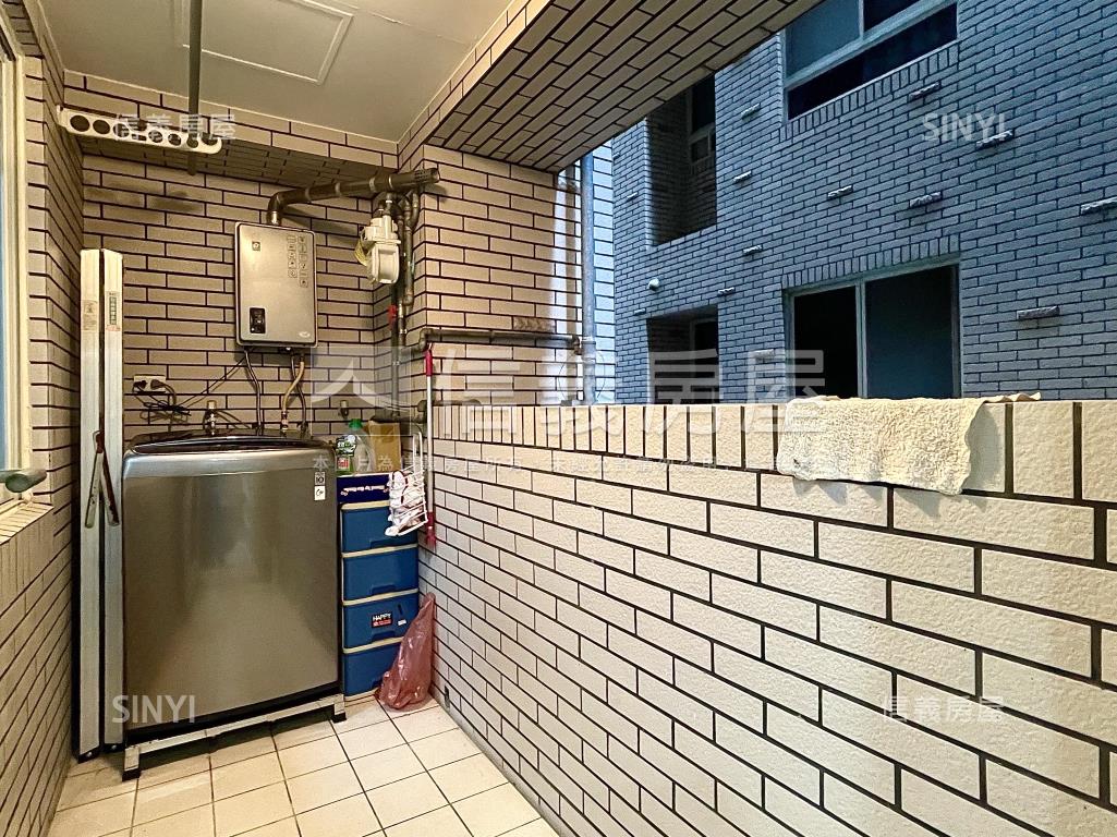 西班牙水花園四房電梯房屋室內格局與周邊環境