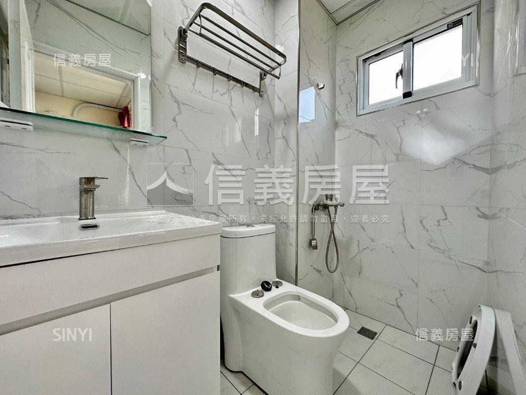 仁武仁慈路租金收益高透天房屋室內格局與周邊環境