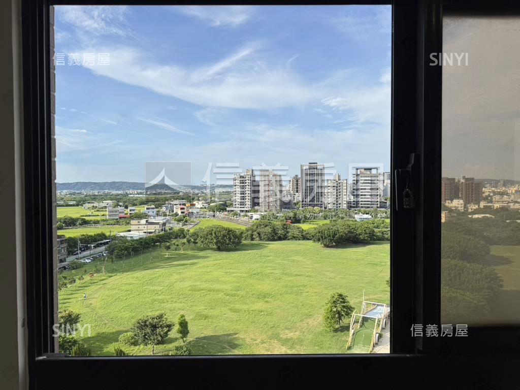 大塊瑪奇朵面公園視野附車房屋室內格局與周邊環境