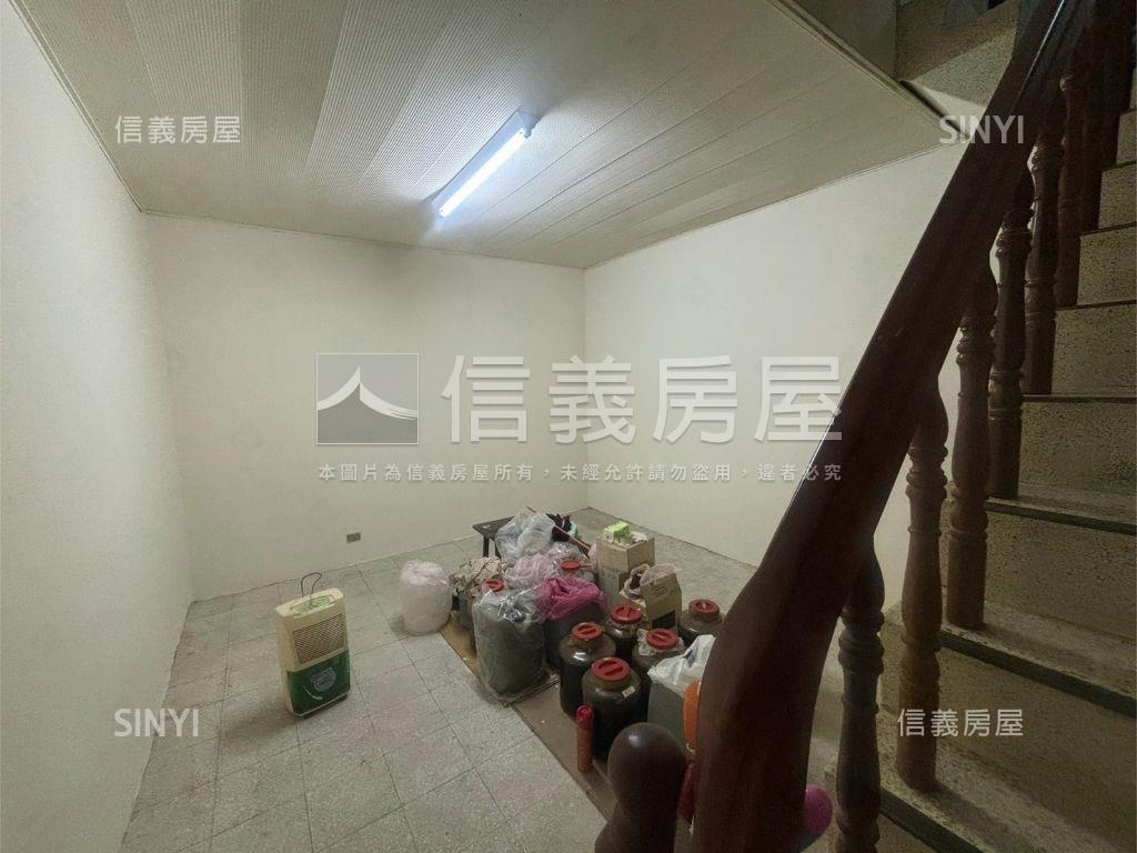 軟科角間約５２大地坪透天房屋室內格局與周邊環境